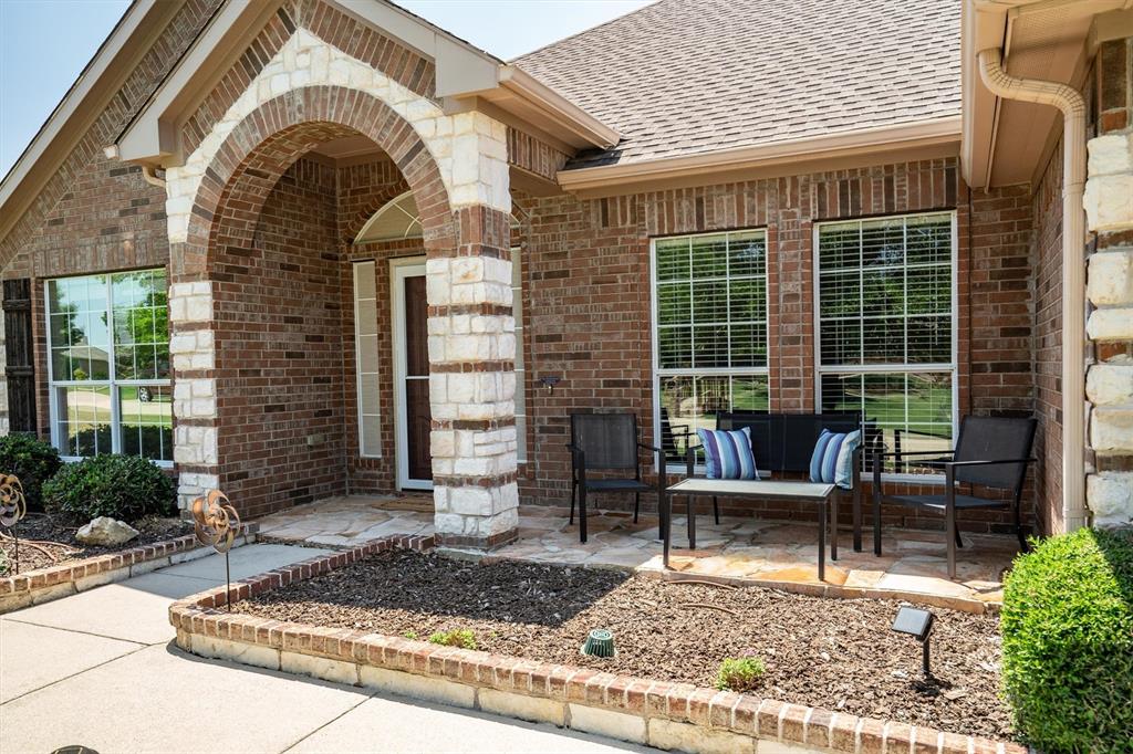 7710 Valley Ridge Drive Property Photo 3