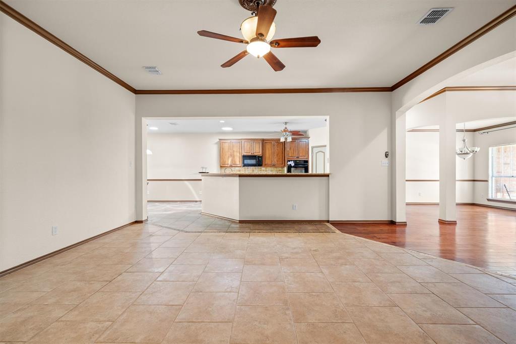 7710 Valley Ridge Drive Property Photo 9