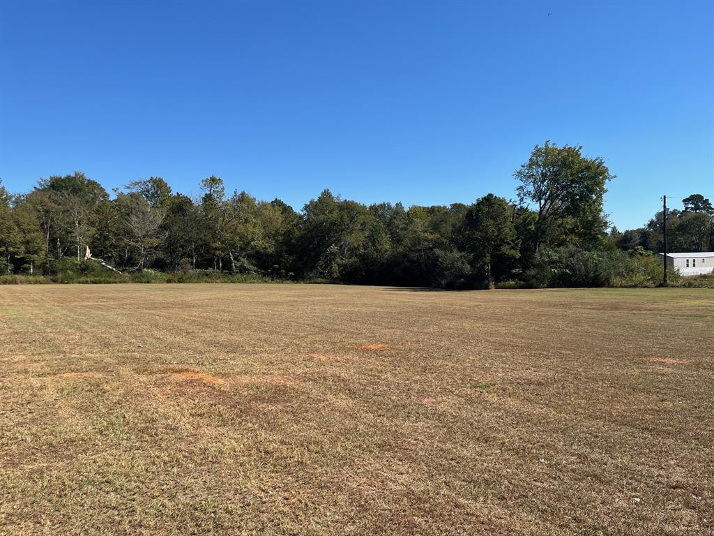 734 County Road 2527 Property Photo 2