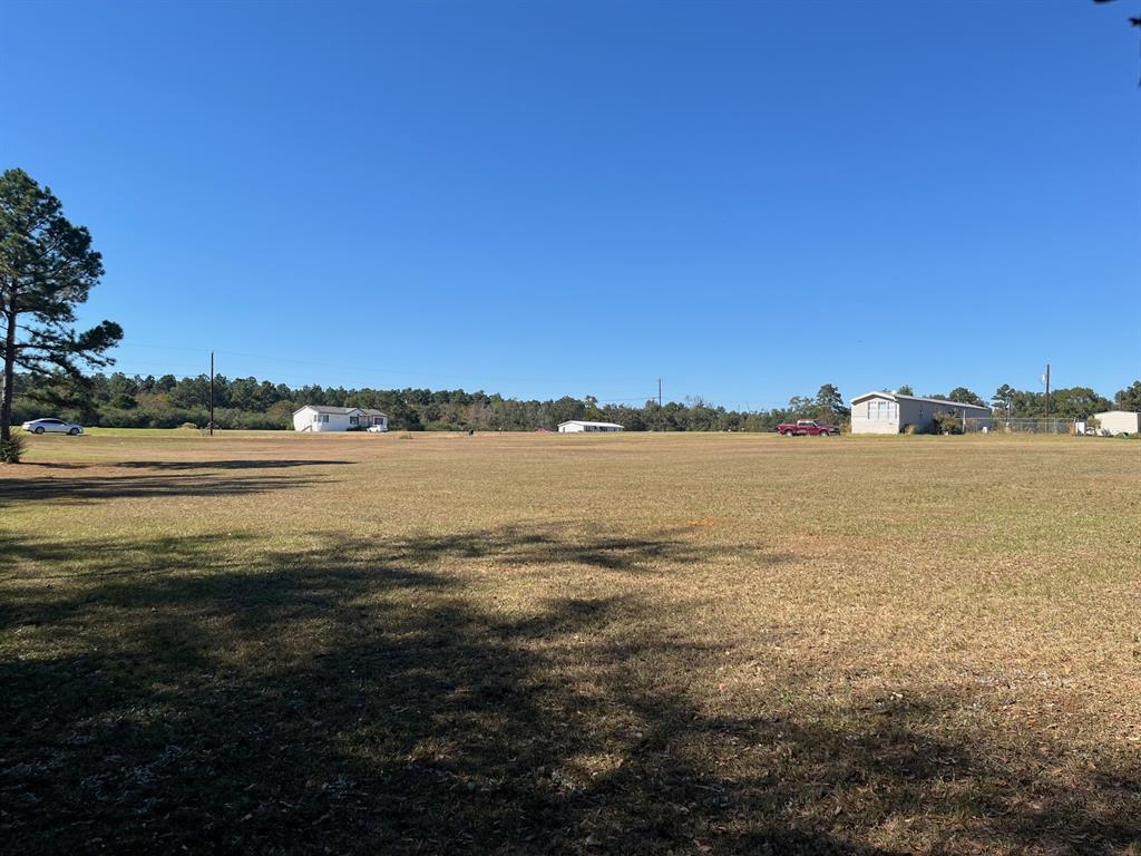 734 County Road 2527 Property Photo 4