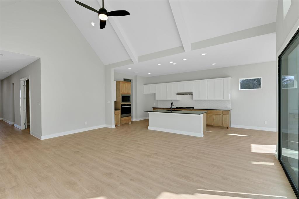 8010 Grizzly Run Drive Property Photo 6