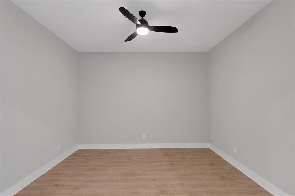 8010 Grizzly Run Drive Property Photo 11