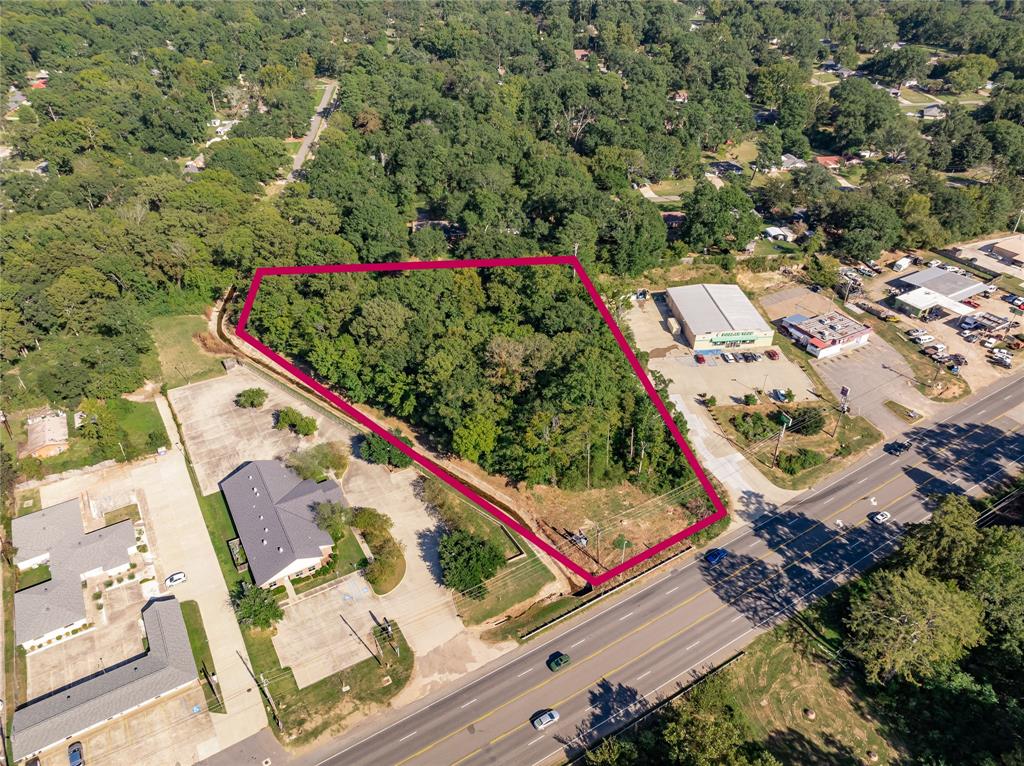 3300 North Market Property Photo 10