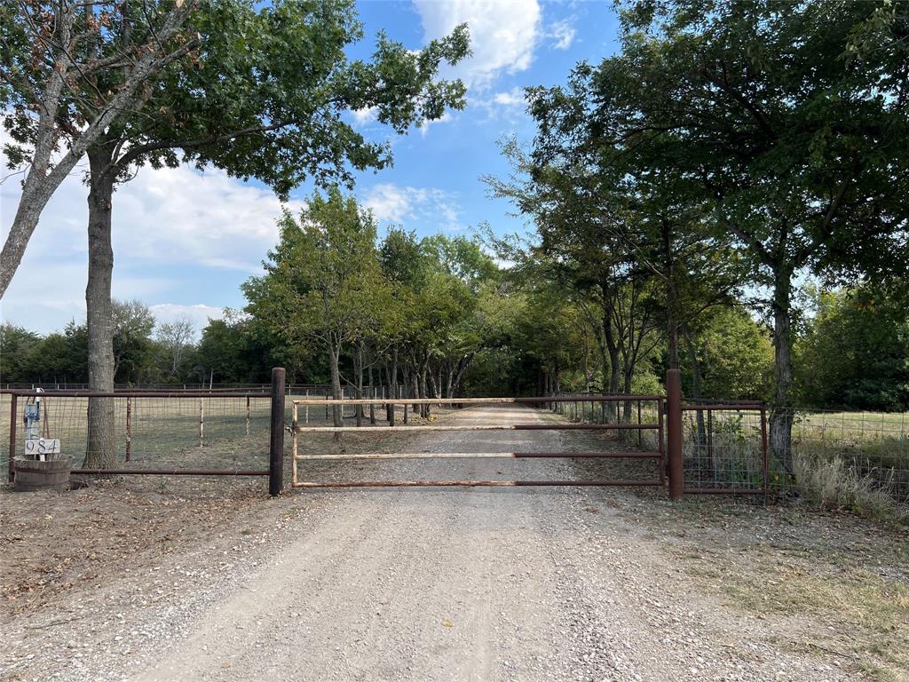 984 County Road 4027 Property Photo 19