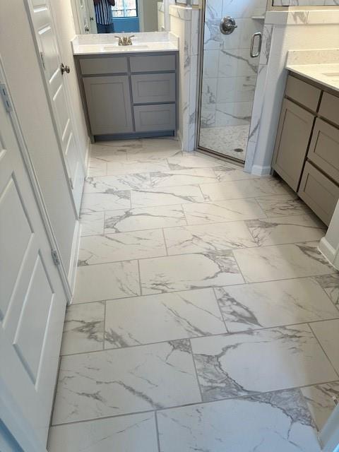 9313 Winding Creek Drive Property Photo 10