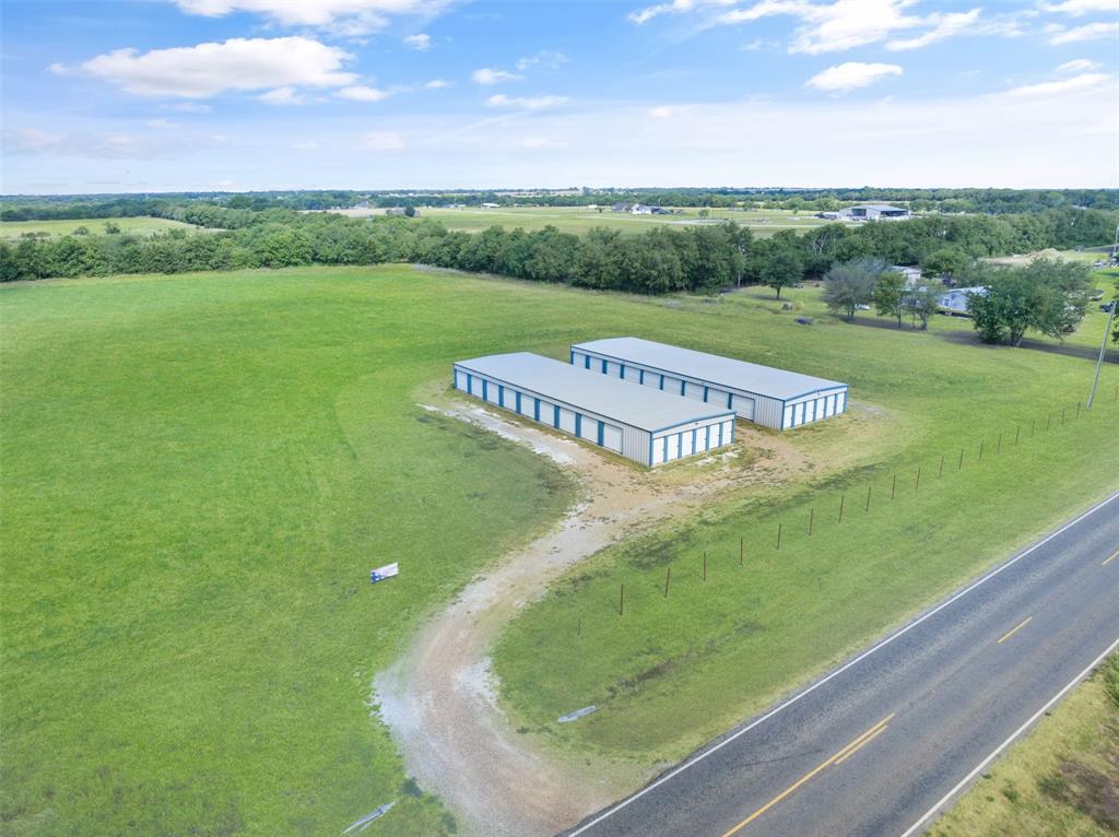 1800 Fm-815 Property Photo 5