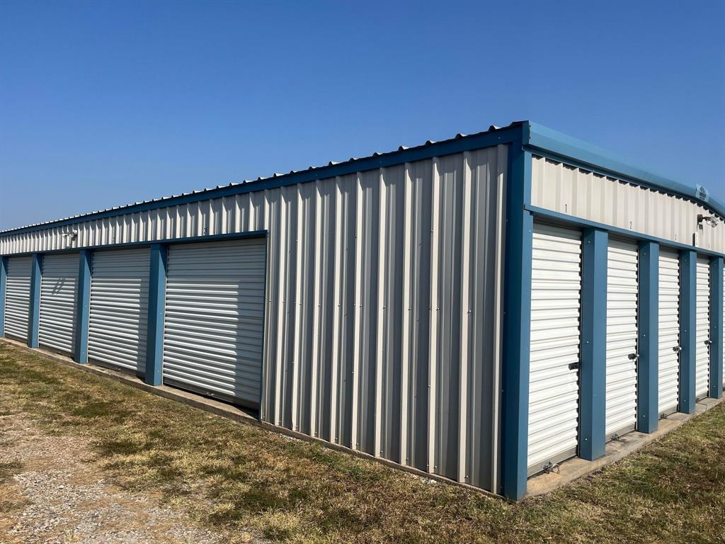 1800 Fm-815 Property Photo 8