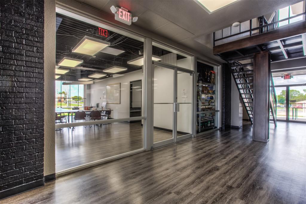 6464 Brentwood Stair Road Property Photo 19