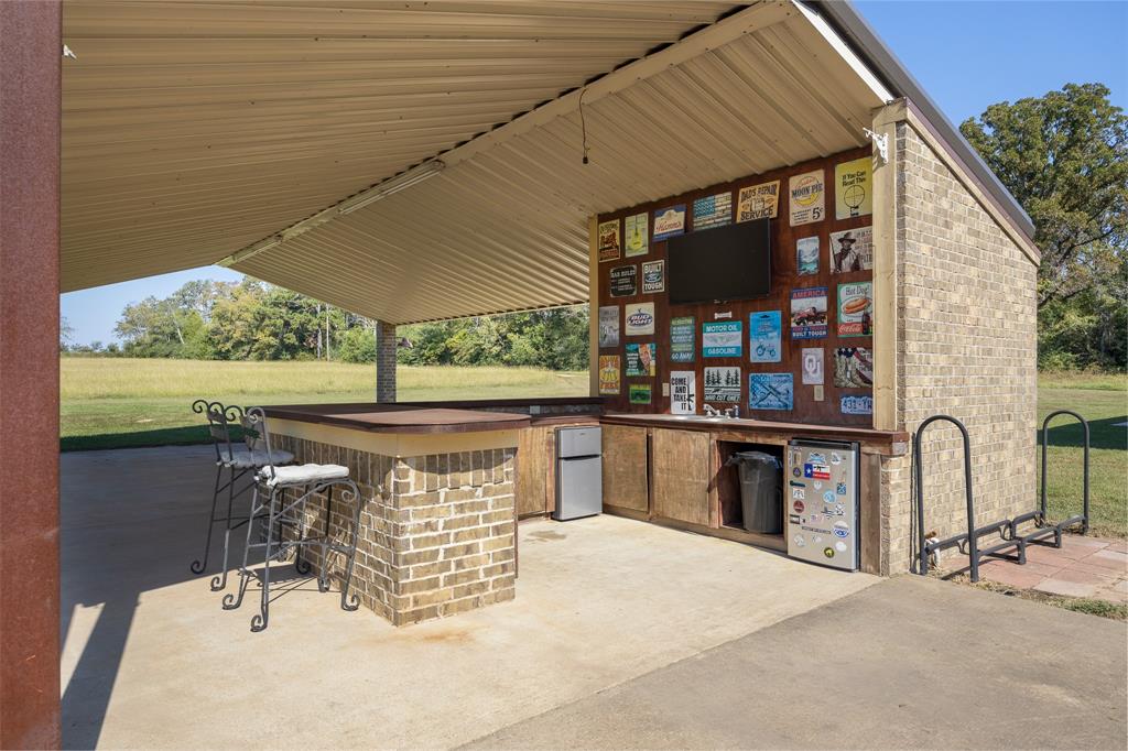 13043 County Road 4182 Property Photo 6