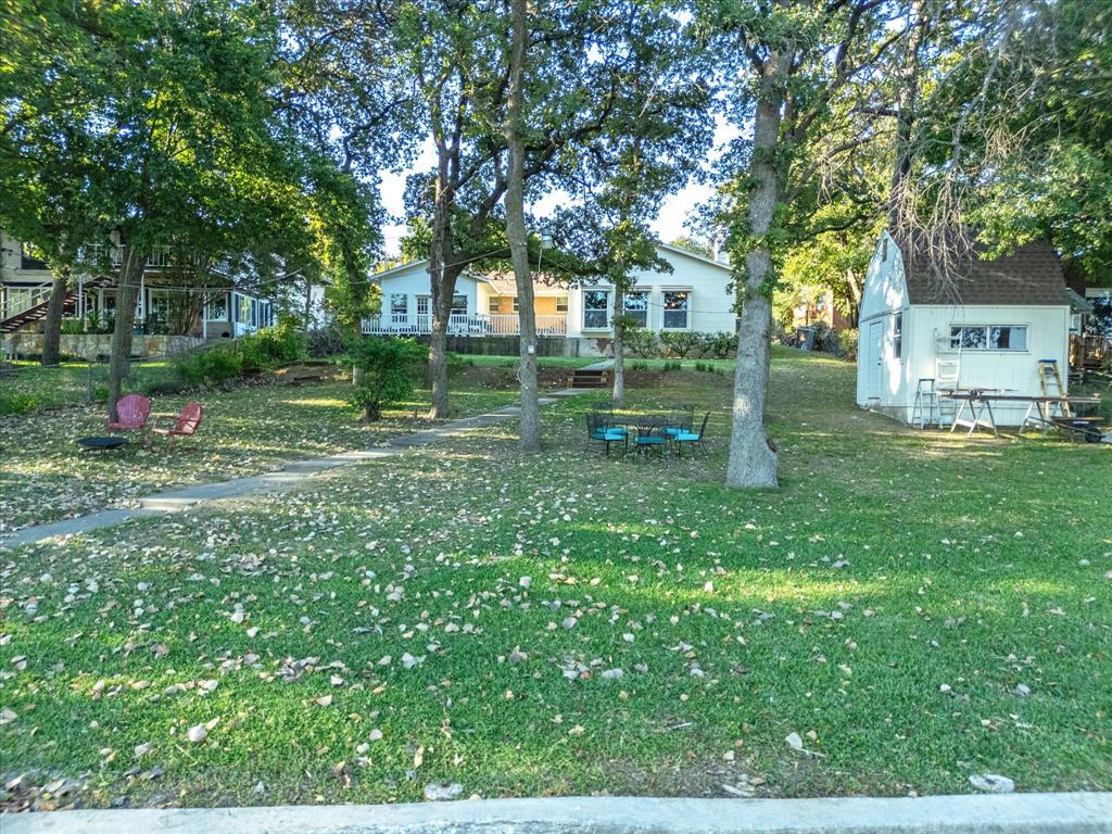 300 Shoreline Drive Property Photo 2