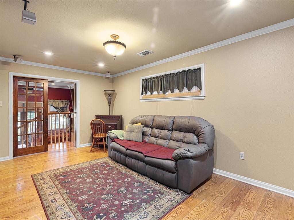 300 Shoreline Drive Property Photo 21