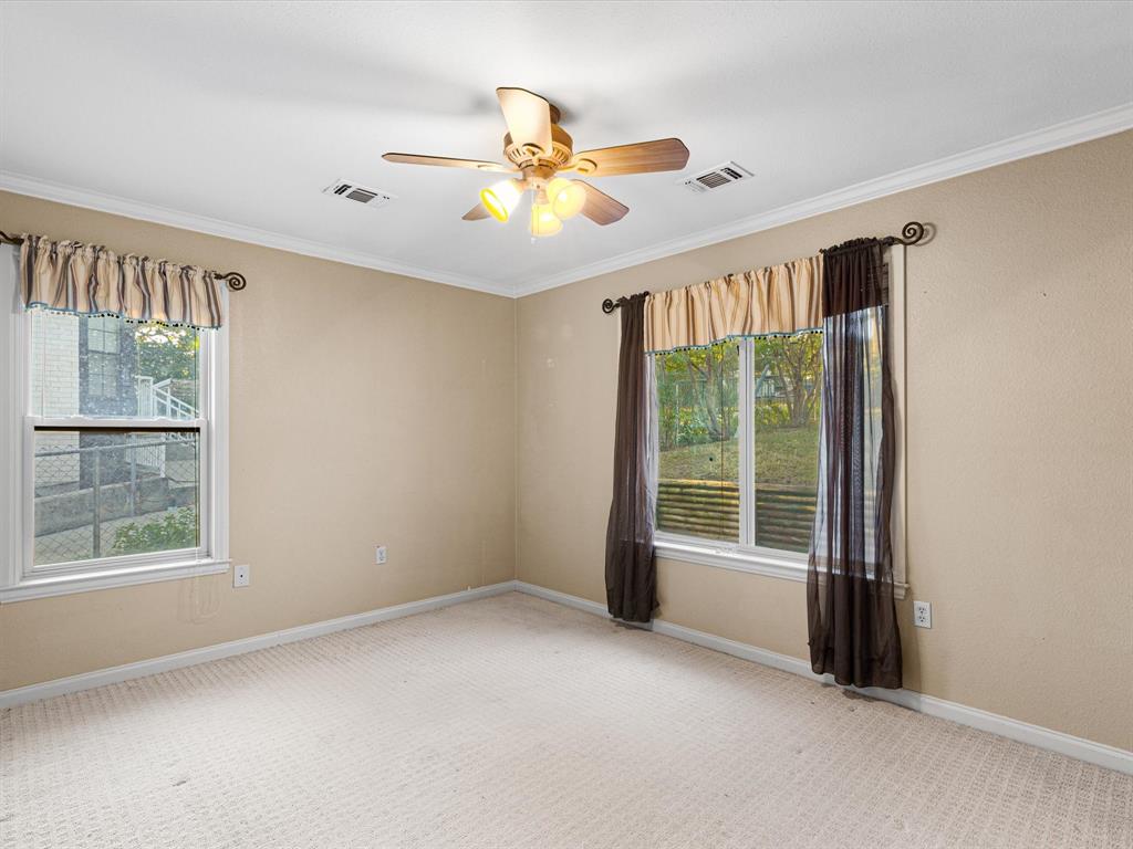 300 Shoreline Drive Property Photo 24