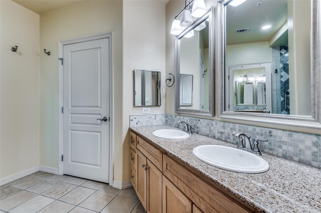 330 Las Colinas Boulevard Property Photo 21