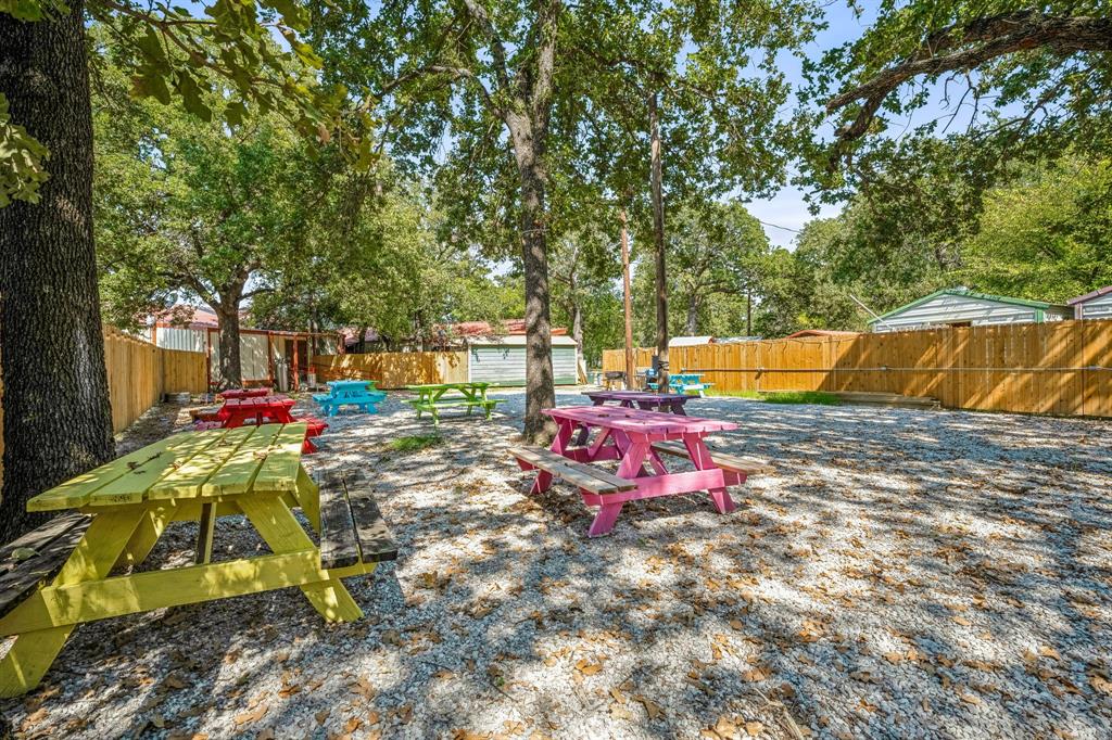 17157 S Us Highway 377 Property Photo 29