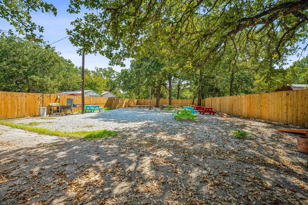 17157 S Us Highway 377 Property Photo 31