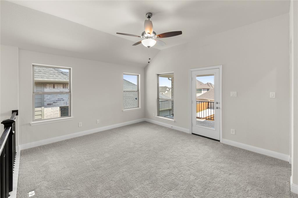 3144 Elmwood Street Property Photo 21
