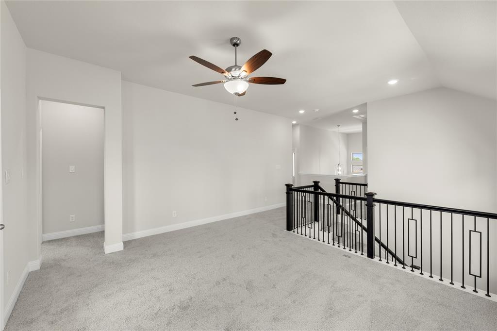 3144 Elmwood Street Property Photo 22