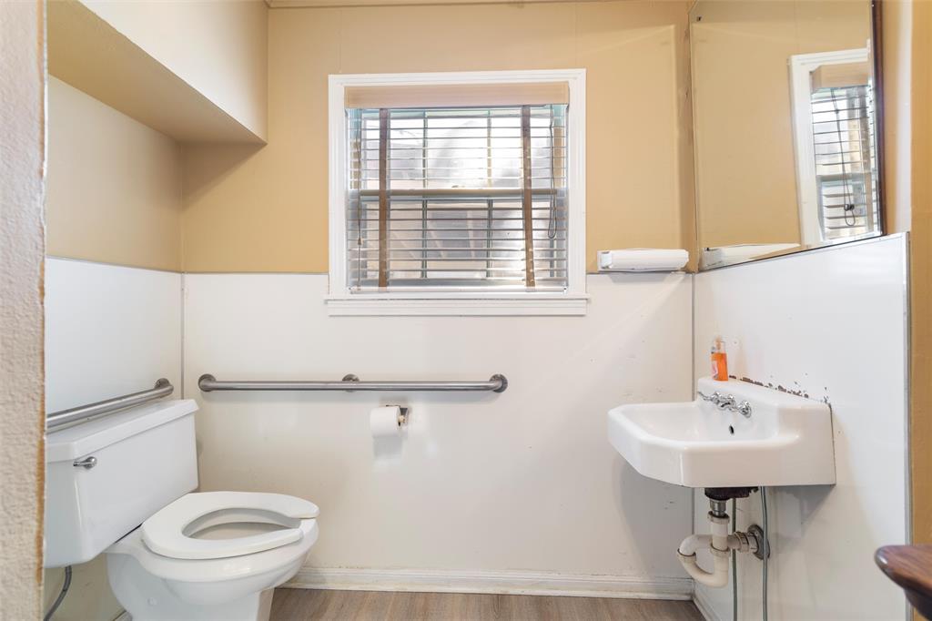 6436 Meadowbrook Drive Property Photo 28