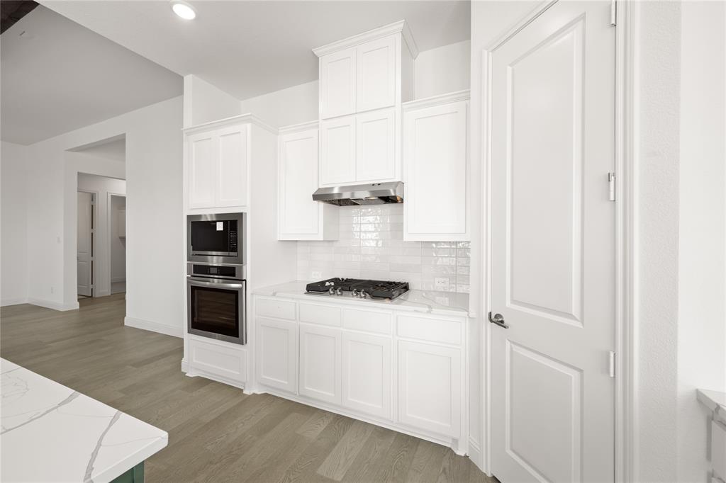 1016 Mill Ridge Drive Property Photo 13