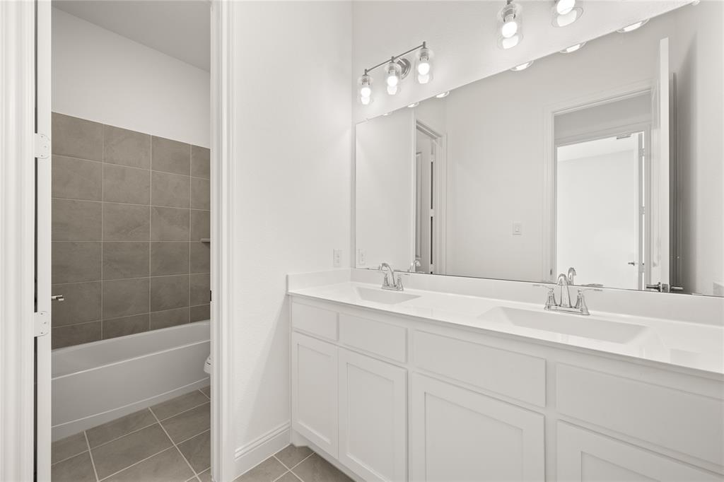 1016 Mill Ridge Drive Property Photo 20