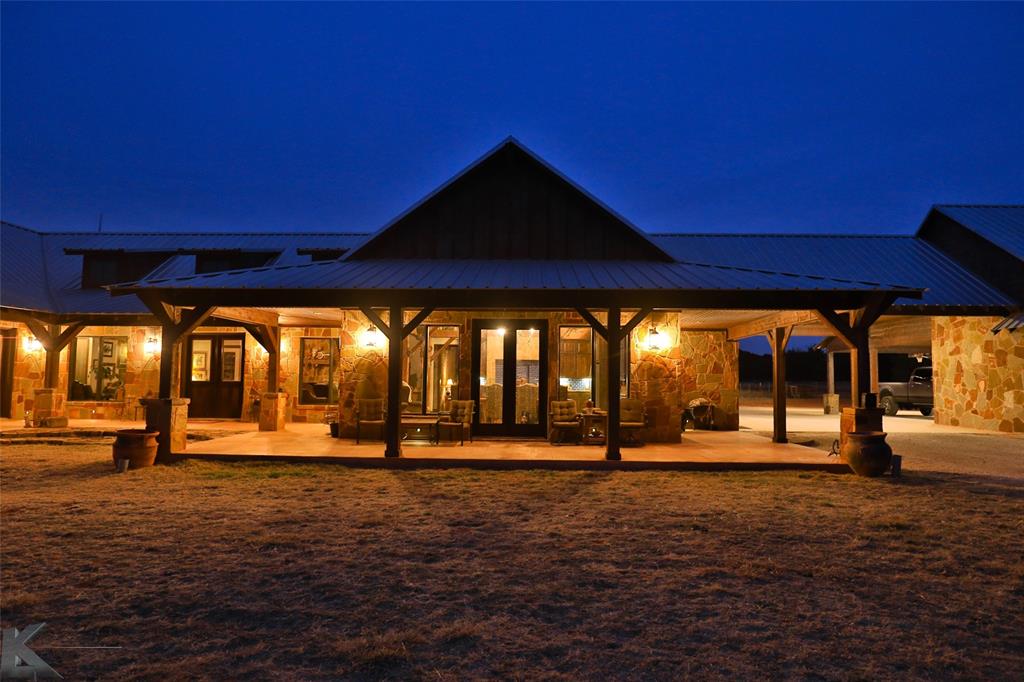 650 Fm 2035 Property Photo