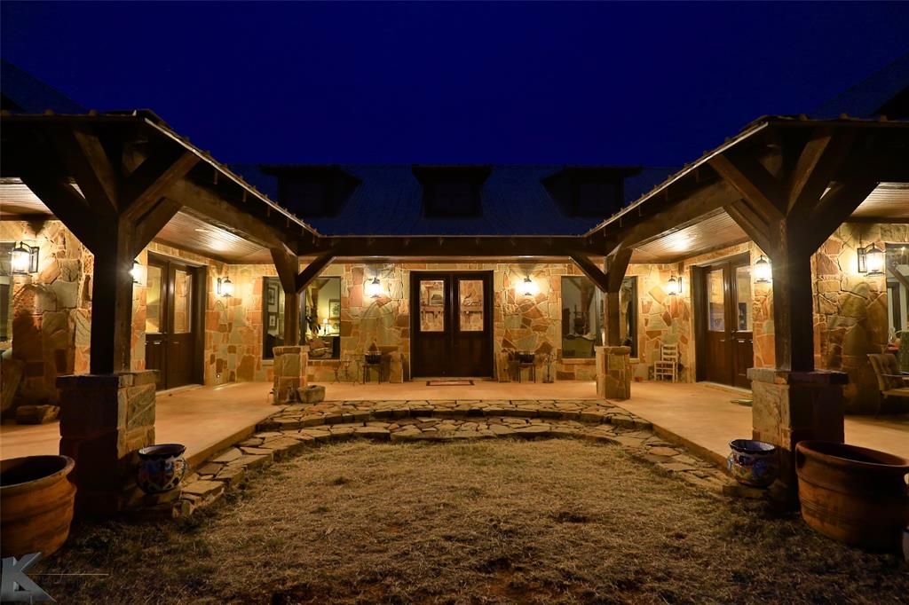 650 Fm 2035 Property Photo 3