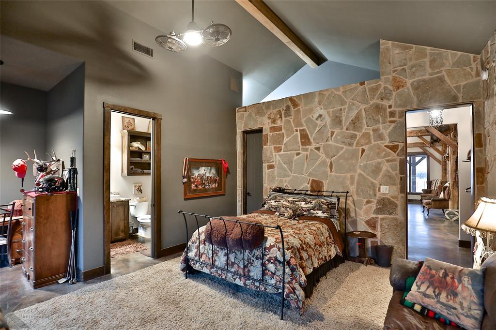 650 Fm 2035 Property Photo 27