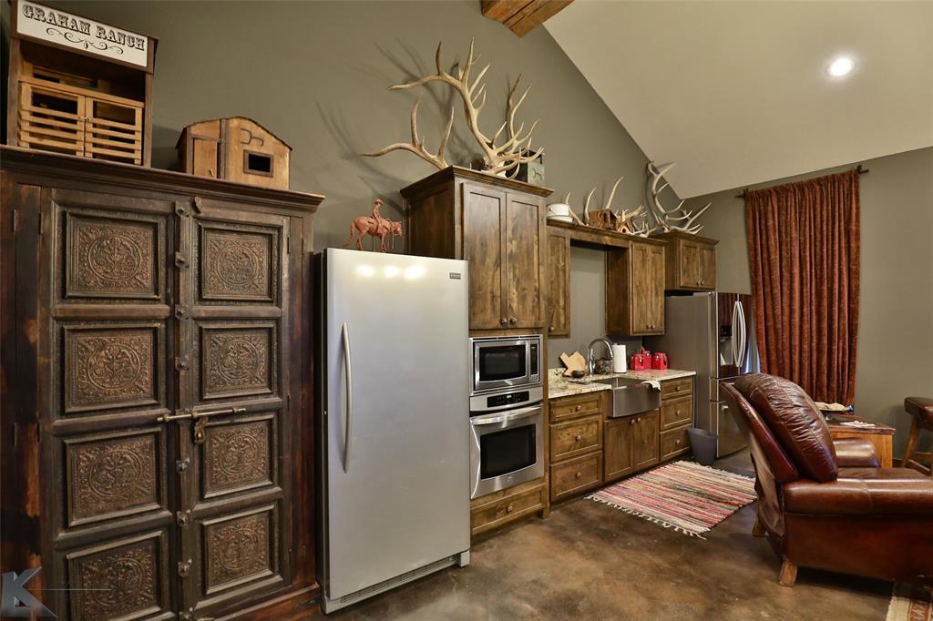 650 Fm 2035 Property Photo 30
