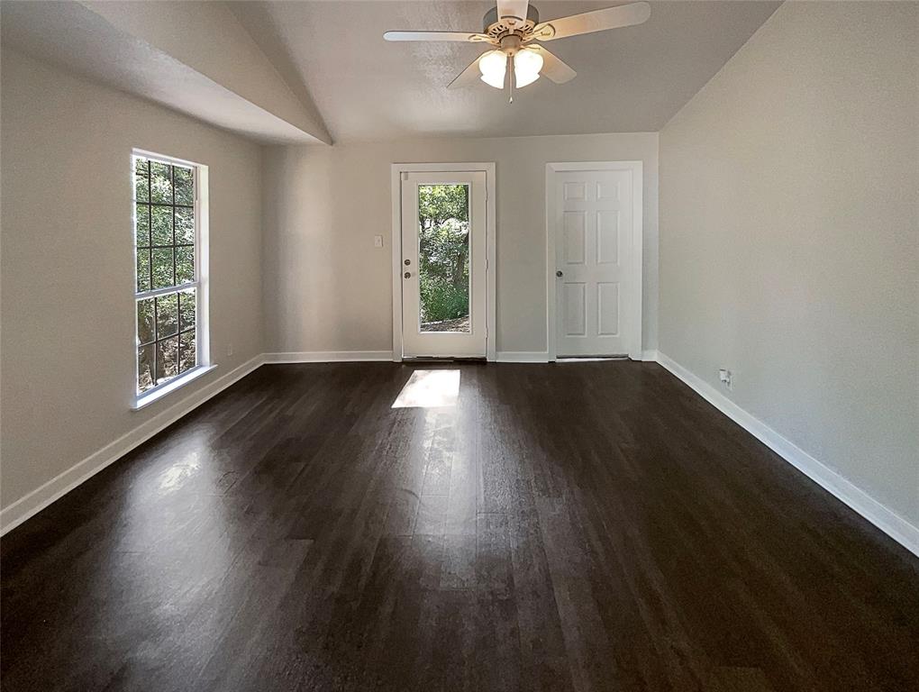 117 Avondale Avenue Property Photo 3