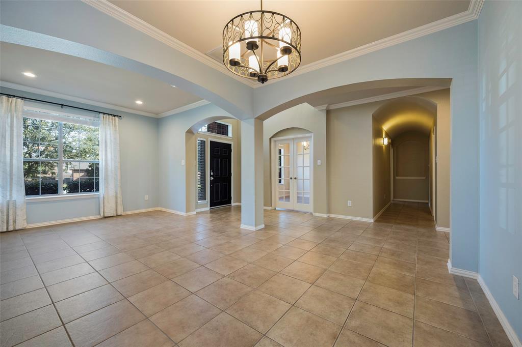1310 Gold Coast Drive Property Photo 9