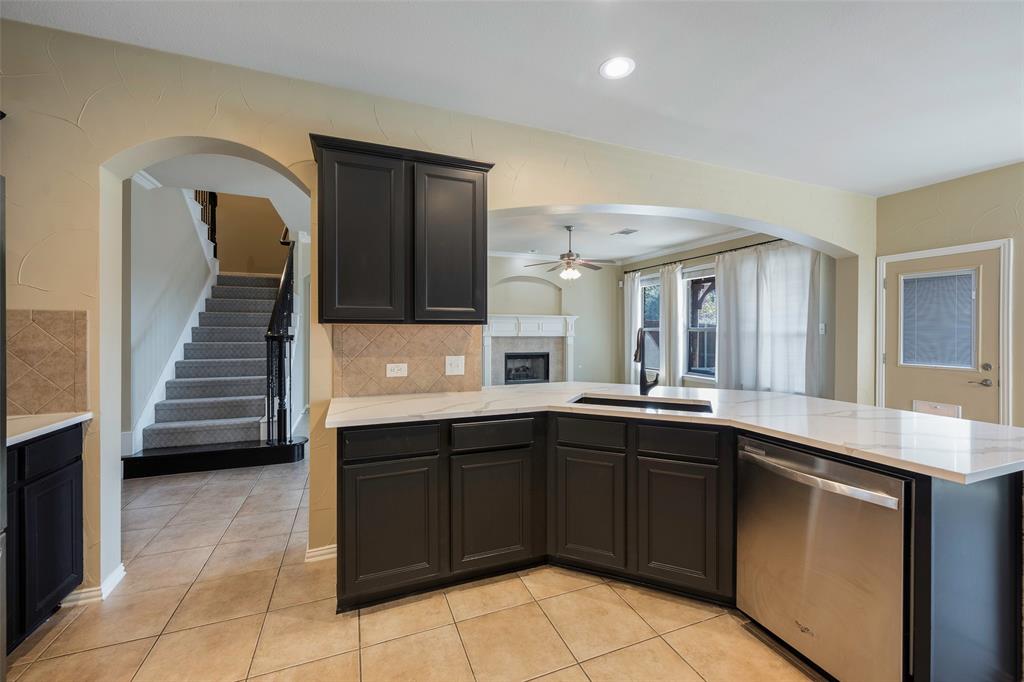 1310 Gold Coast Drive Property Photo 15