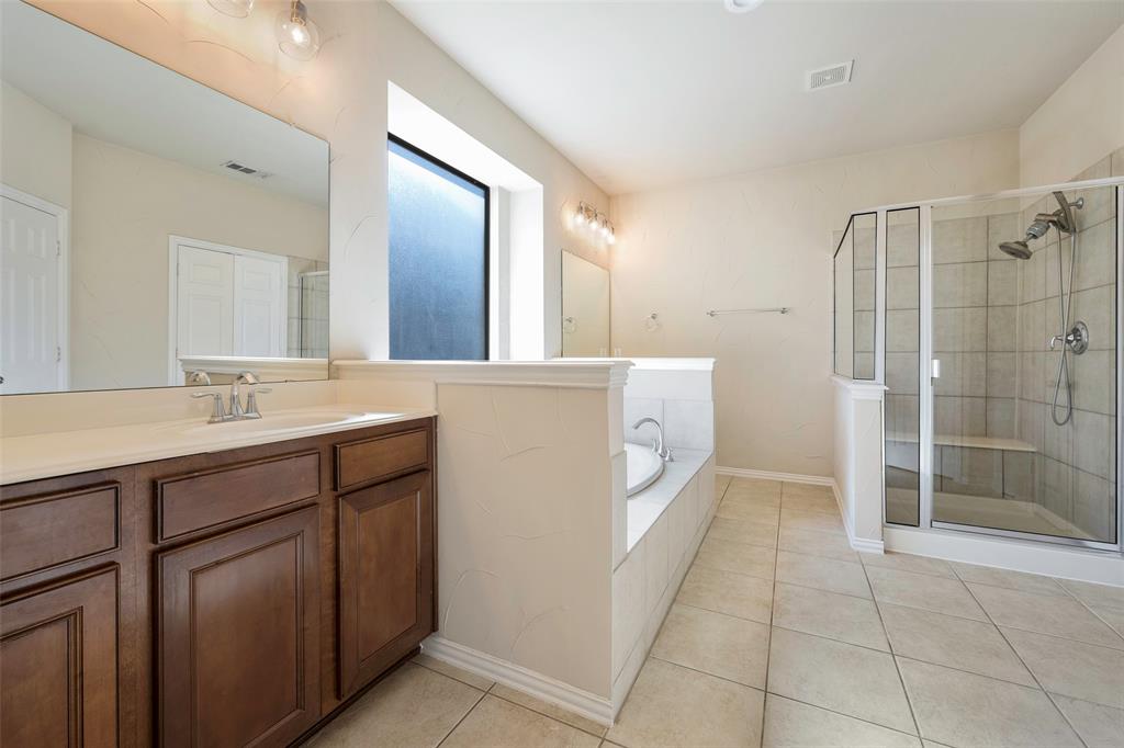 1310 Gold Coast Drive Property Photo 21
