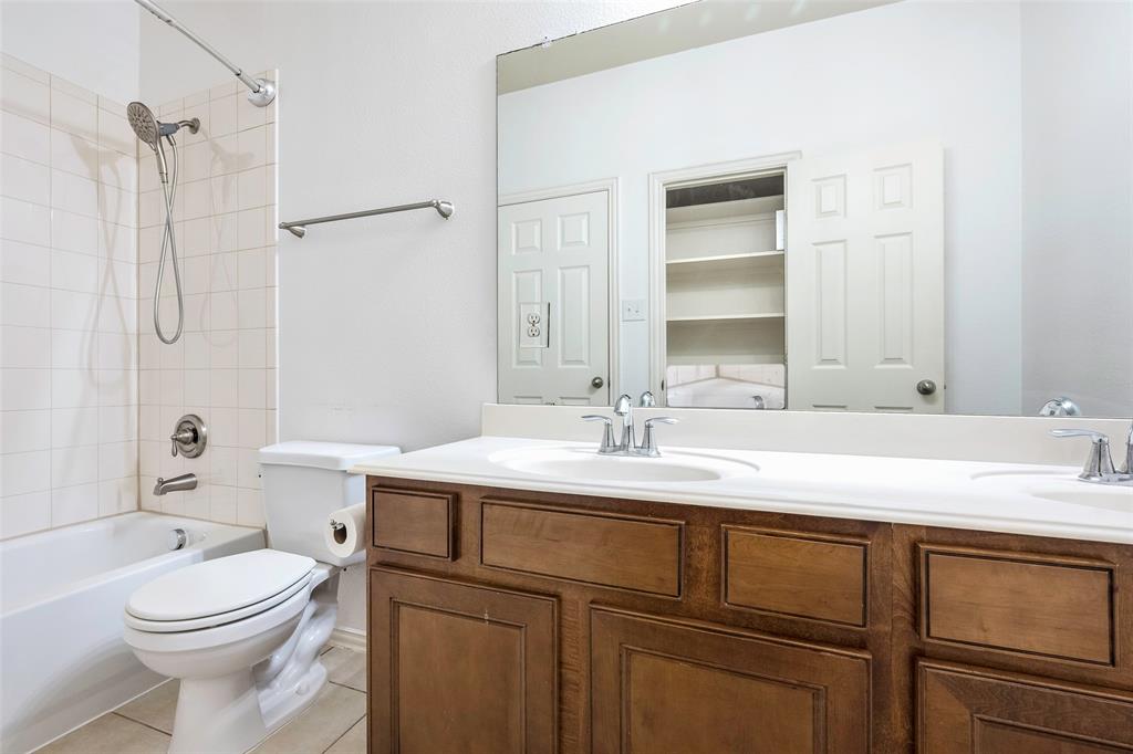 1310 Gold Coast Drive Property Photo 32