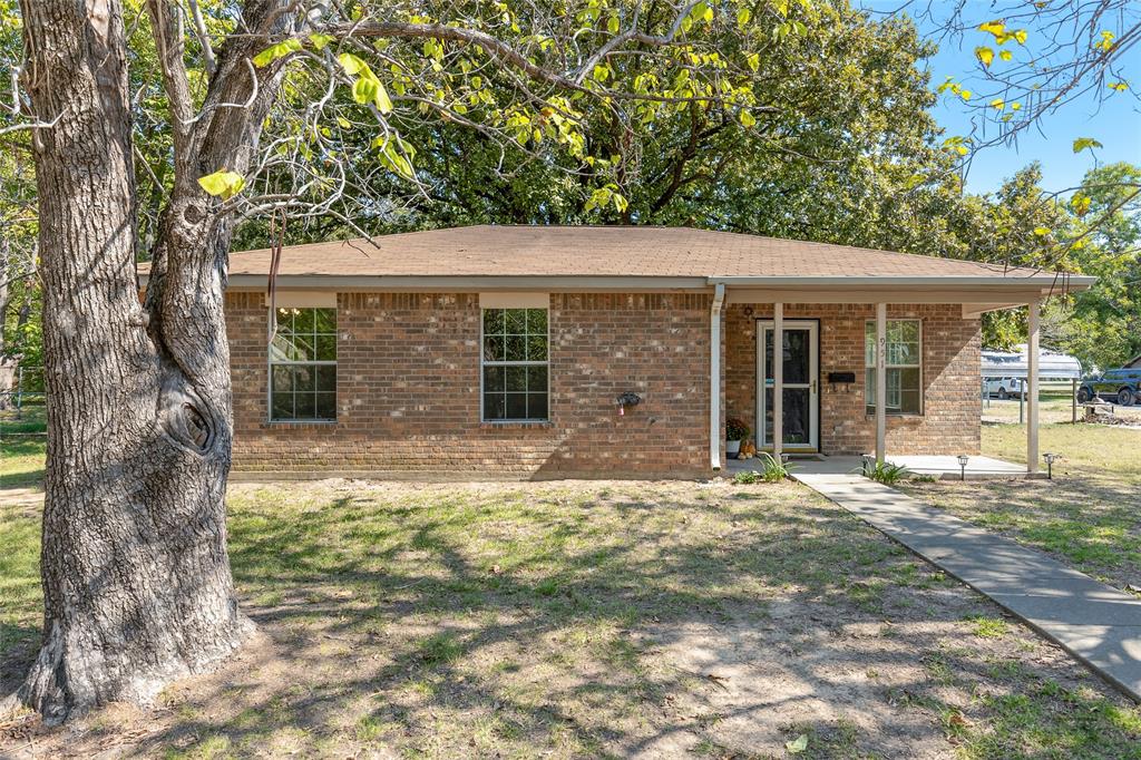 951 7th Street Property Photo 1