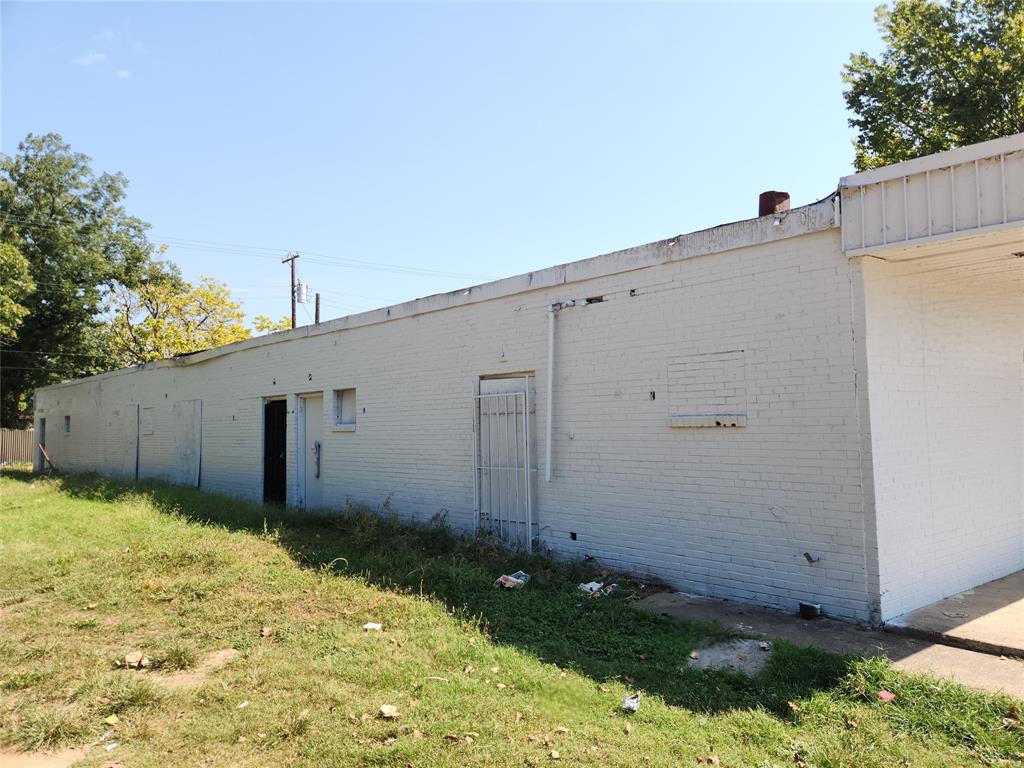 4118 Colonial Avenue Property Photo 5