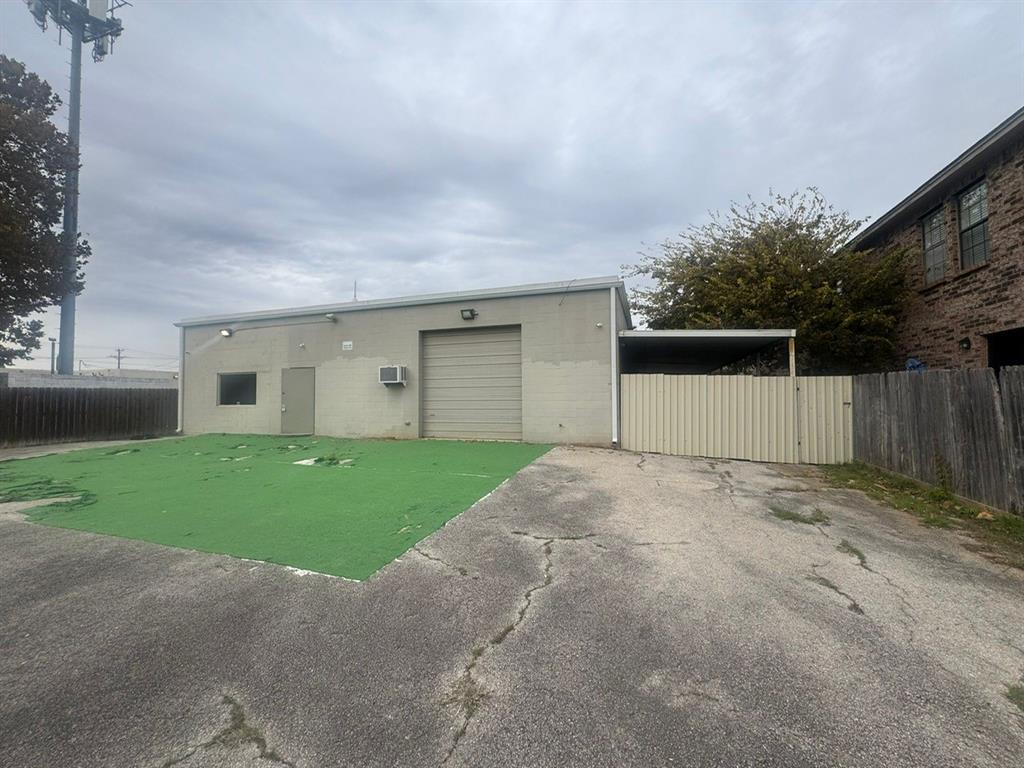 608 Grand Avenue Property Photo 7