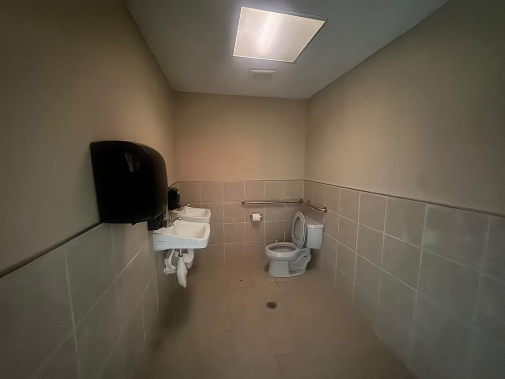 608 Grand Avenue Property Photo 16
