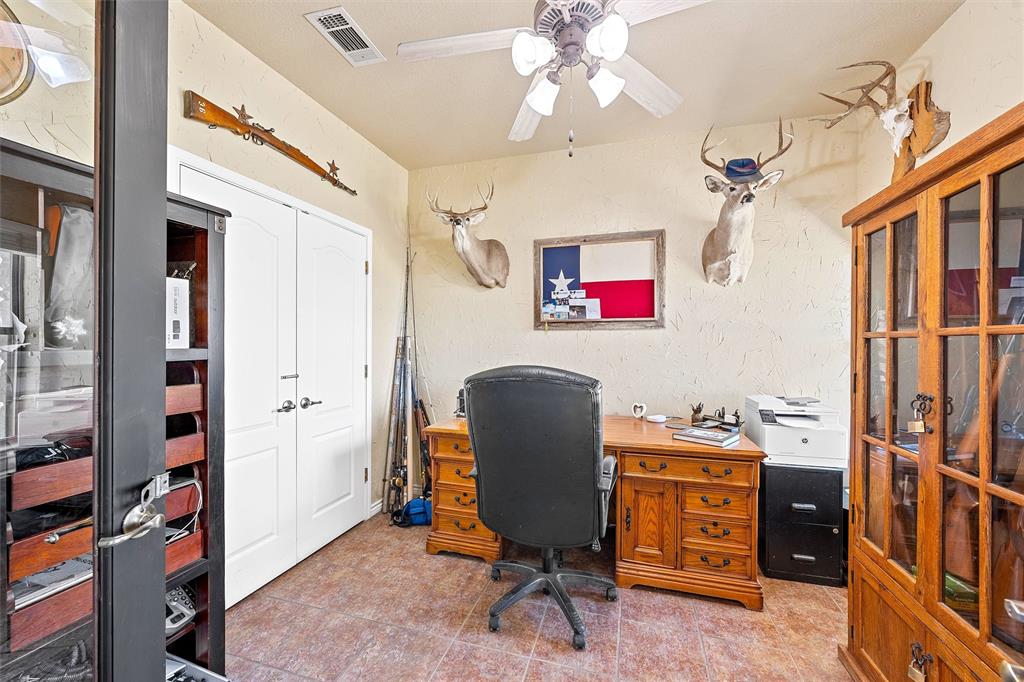 13901 Pecan School Road Property Photo 5
