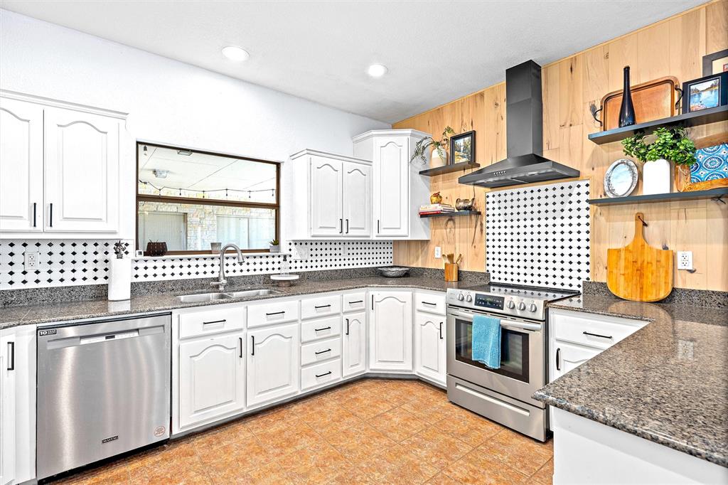 13901 Pecan School Road Property Photo 11
