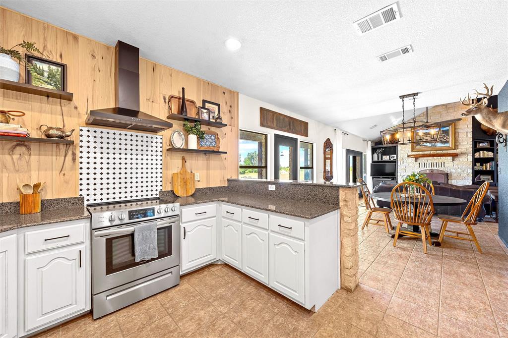 13901 Pecan School Road Property Photo 12