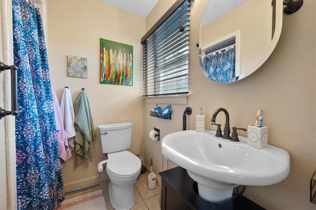 231 La Jolla Drive Property Photo 15