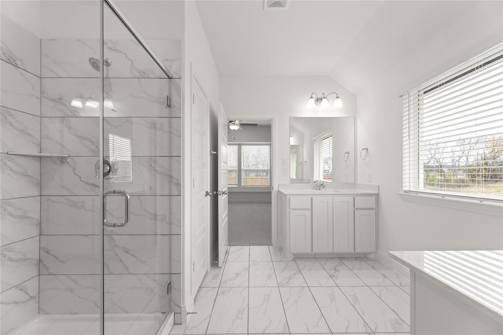 1609 Elle Lane Property Photo 13