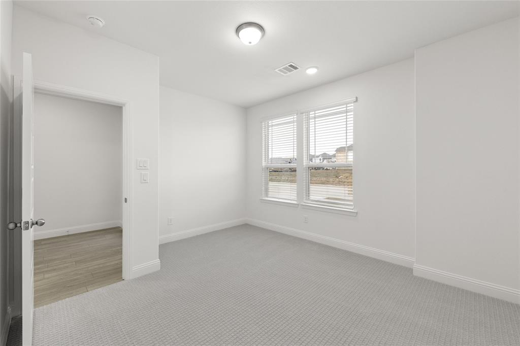1609 Elle Lane Property Photo 14