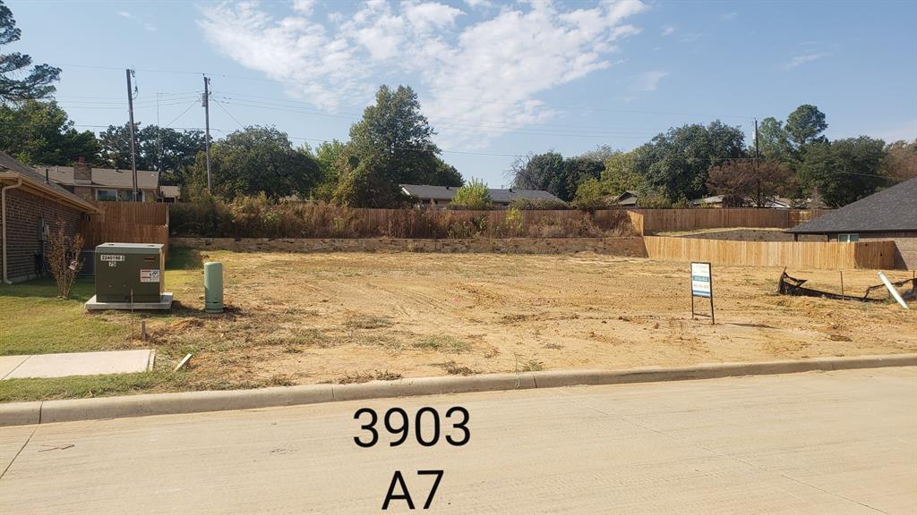 3903 Rose Hill Court Property Photo 1