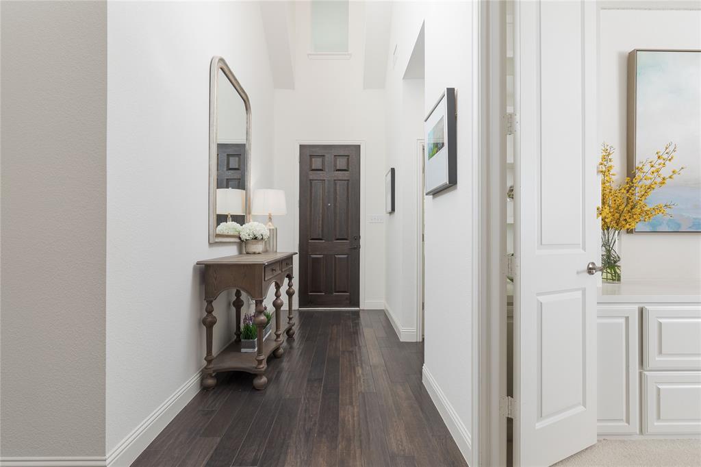 1808 Balboa Park Drive Property Photo 3