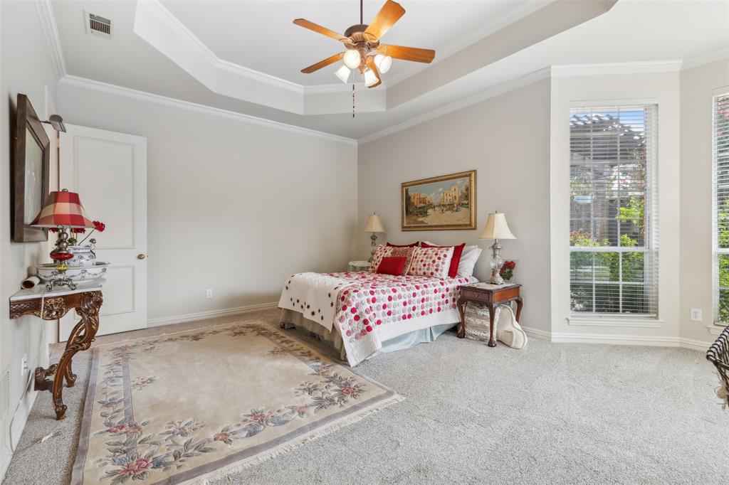 4549 Glenville Drive Property Photo 16