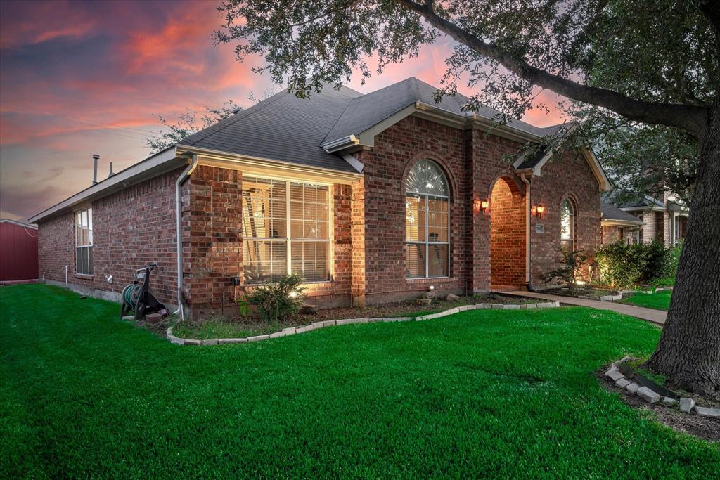 7906 Munich Drive Property Photo 1