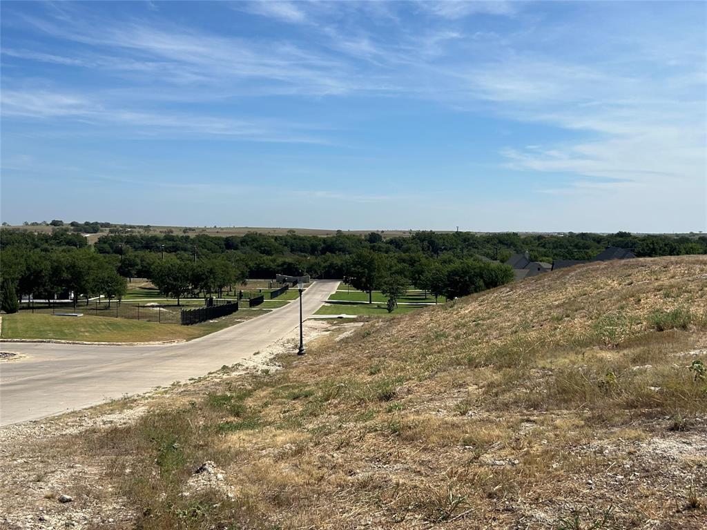 1013 Bear Creek Ranch Road Property Photo 2
