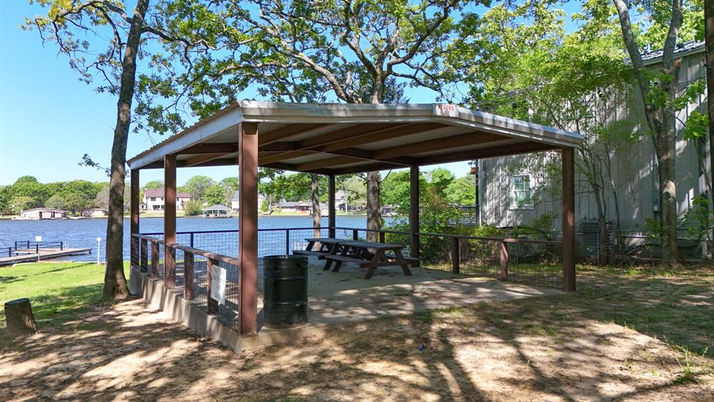 111 Daniel Drive Property Photo 13