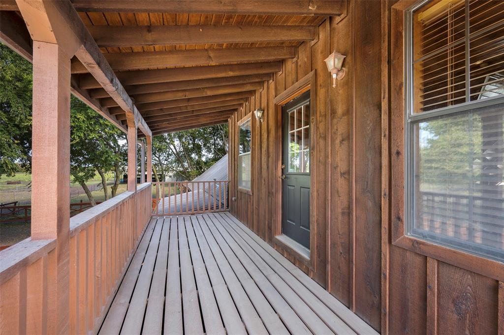783 County Road 4420 Property Photo 10